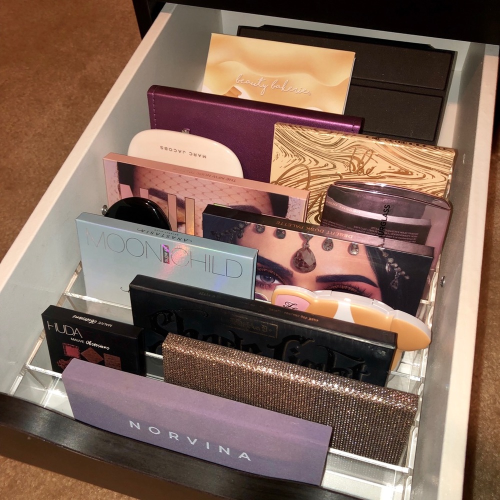 Vanity Collections Acrylic Makeup Tray